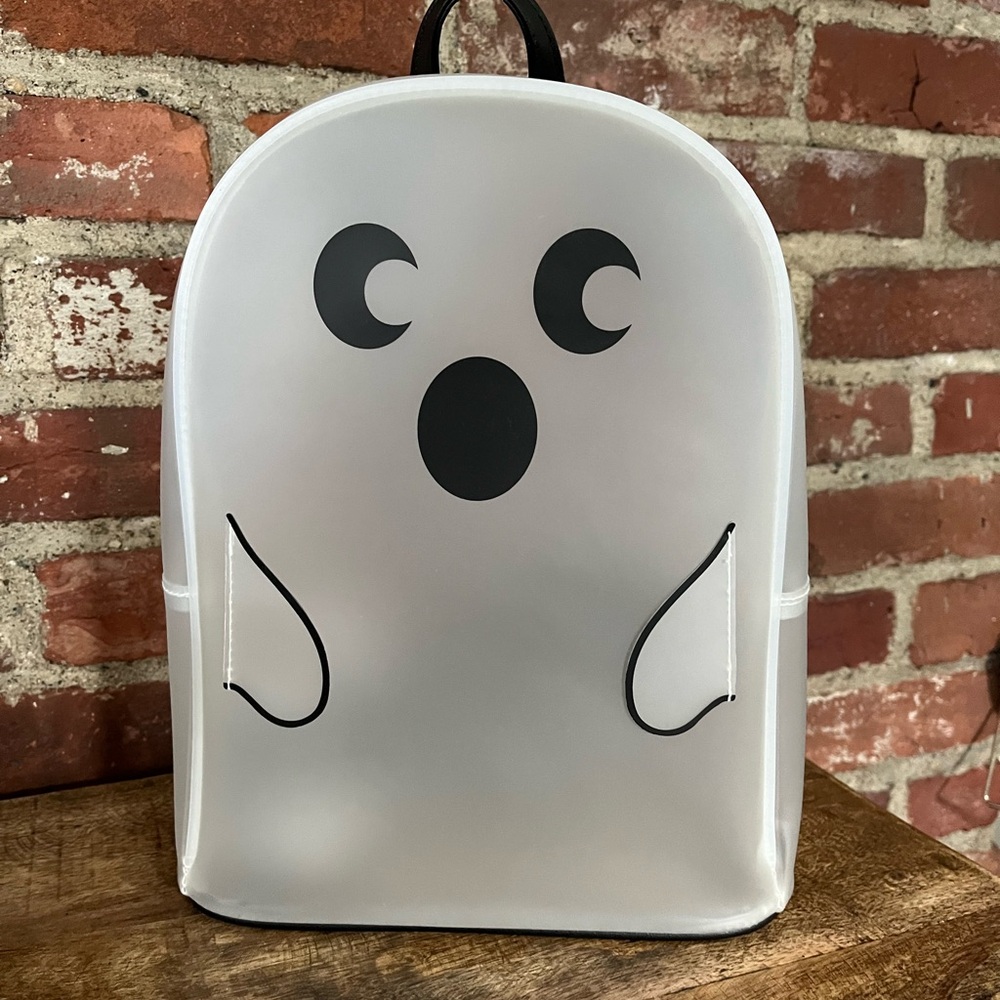 Matt engine goes backpack so cute. Great for anyone for Halloween and WT.